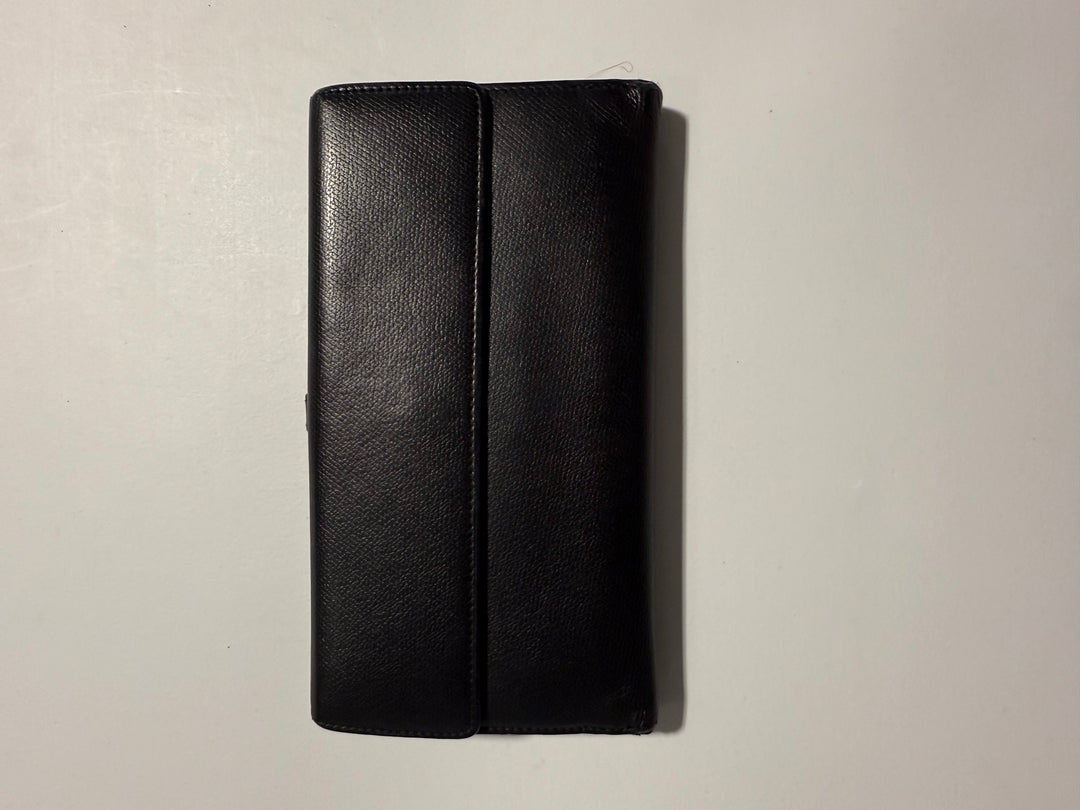 SOLD: Chanel Vintage Leather Continental Wallet