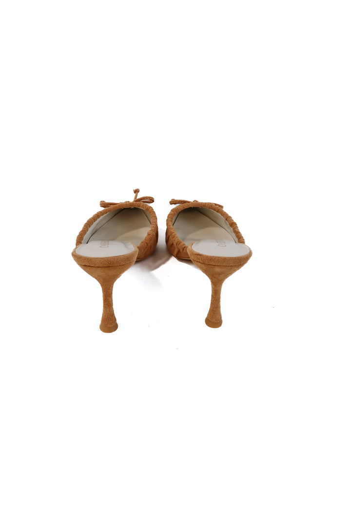 Oasis society tan suede bow kitten heels NWOT (10; retail $72)