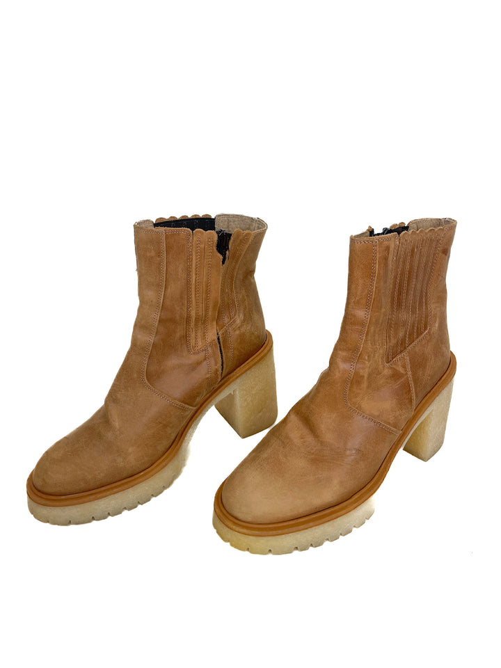 Free People Brown James Chelsea Boots (39)