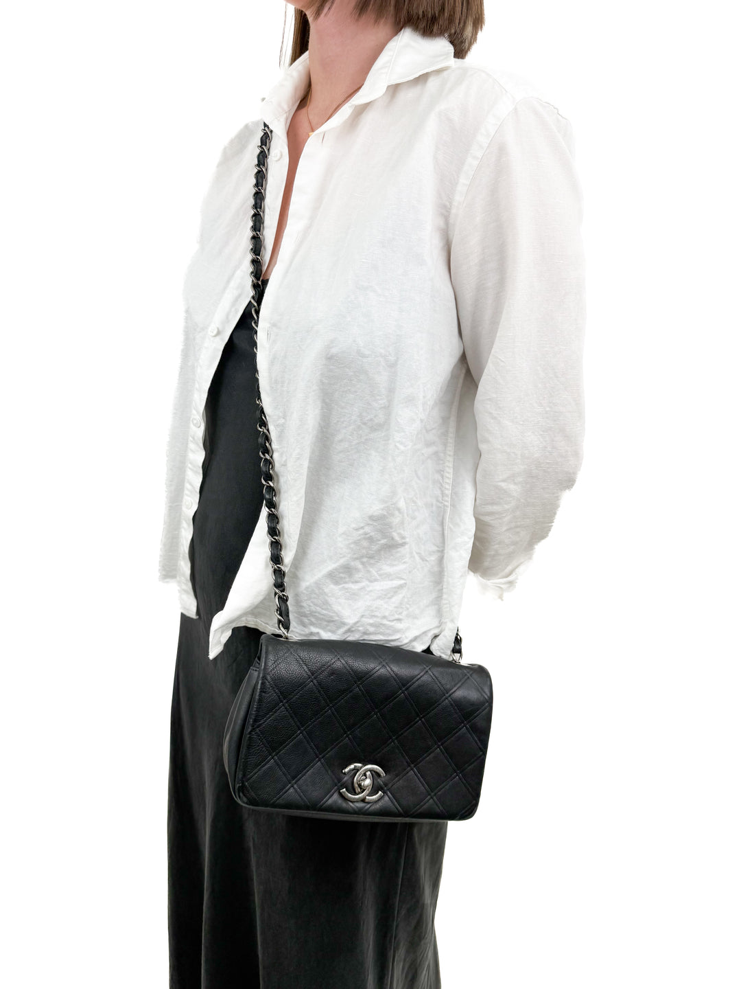 Chanel New Chic Flap Bag in Black (vintage)