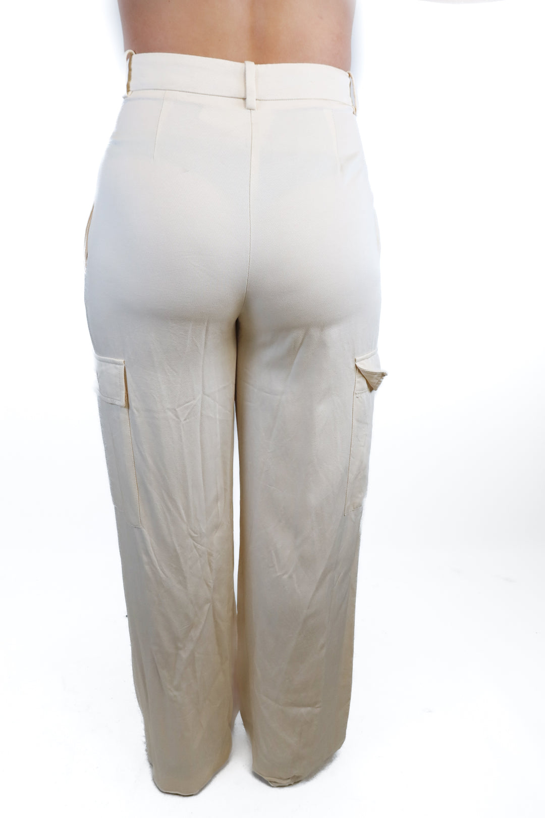 MNG cream cargo trousers (2)