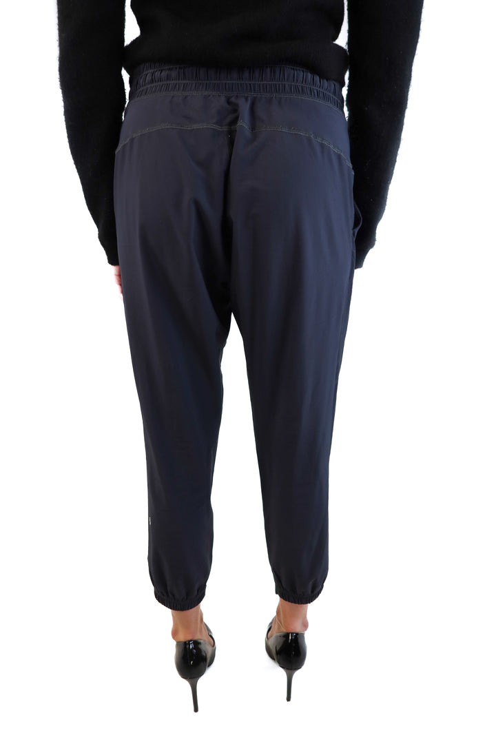 dark green activewear jogger (6)