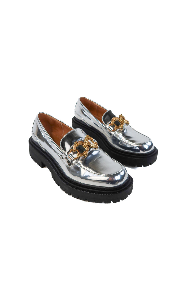 Circus by Sam Edelman silver metallic loafers (8.5; retail $64)
