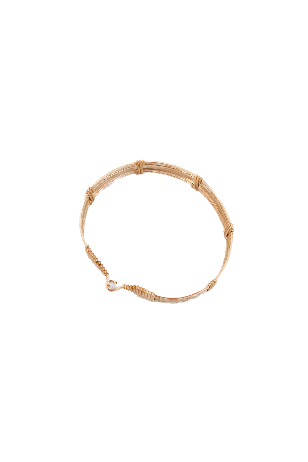 gold clasp bracelet