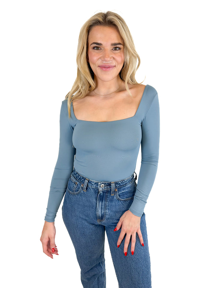 Aritzia Blue Contour Squareneck Longsleeve Bodysuit NWT (XS; retail $58)
