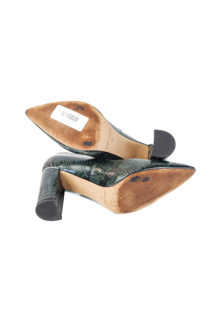 marc fisher green snakeskin heels (8; retail $89.95)
