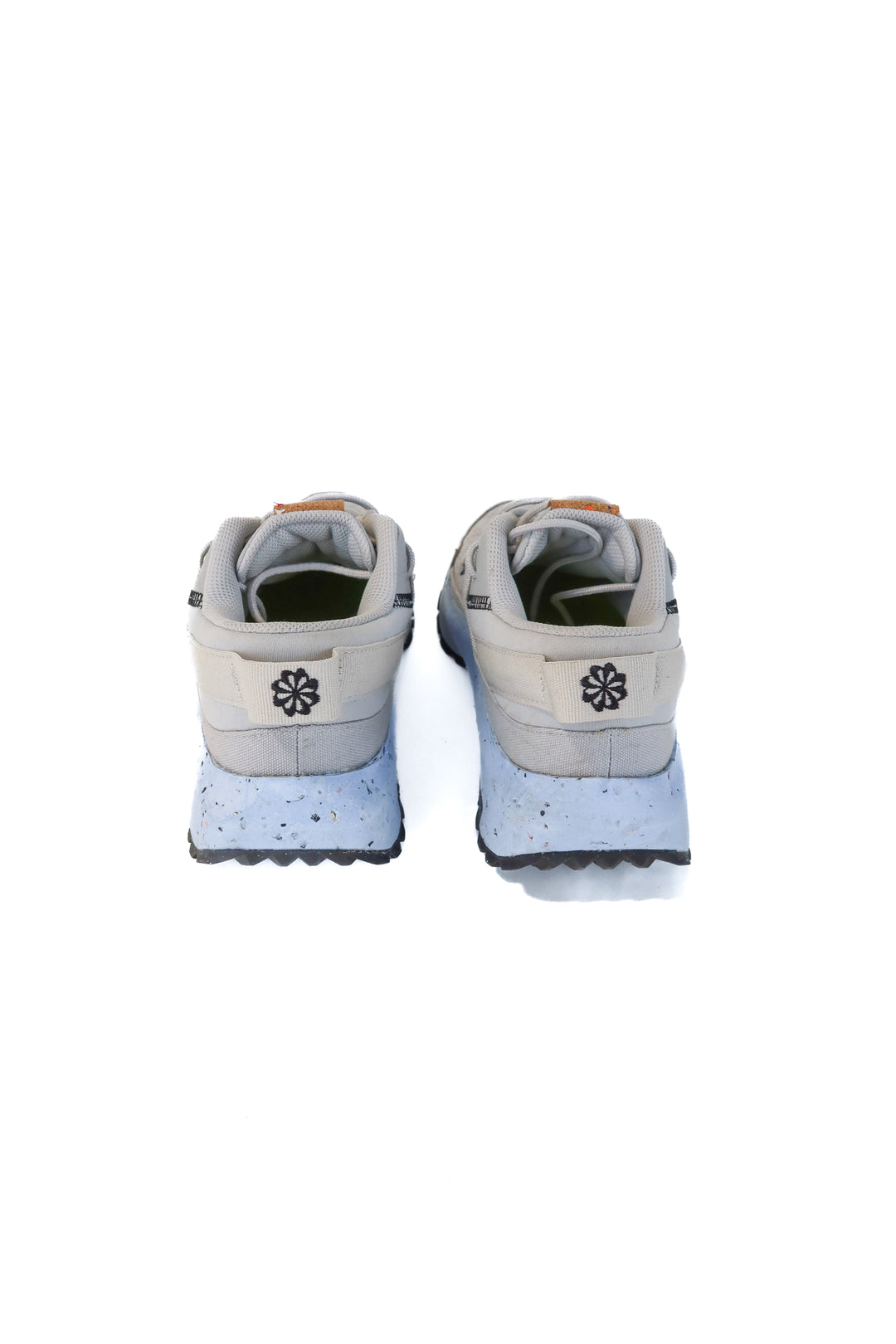 nike grey/blue sneakers (8; retail $80)