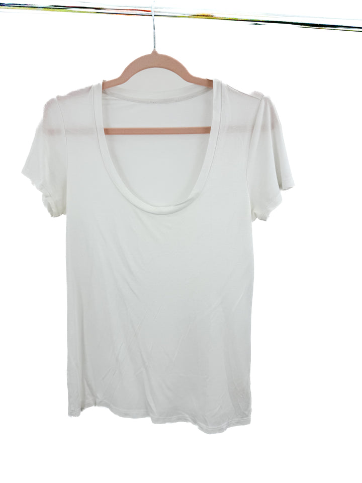 L'Agence Ivory Scoop Neck T-Shirt (XS; retail $125)