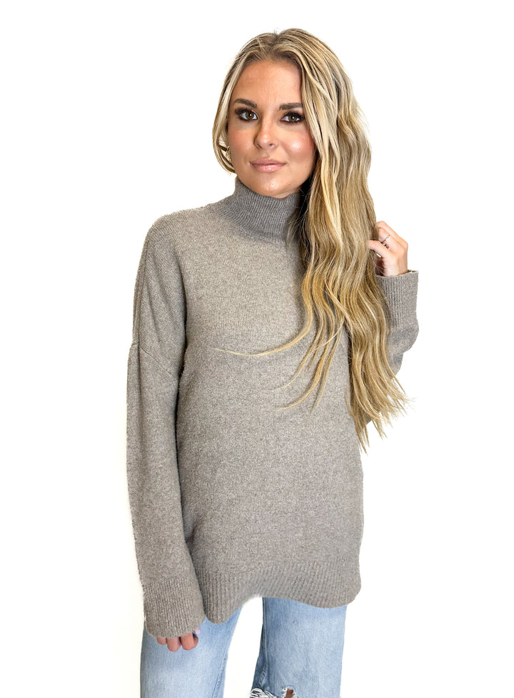 Abercrombie Taupe Sweater NWT (XS)