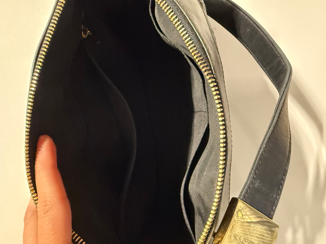 SOLD: Chanel Chocolate Bar CC Shoulder Bag in Black (vintage)