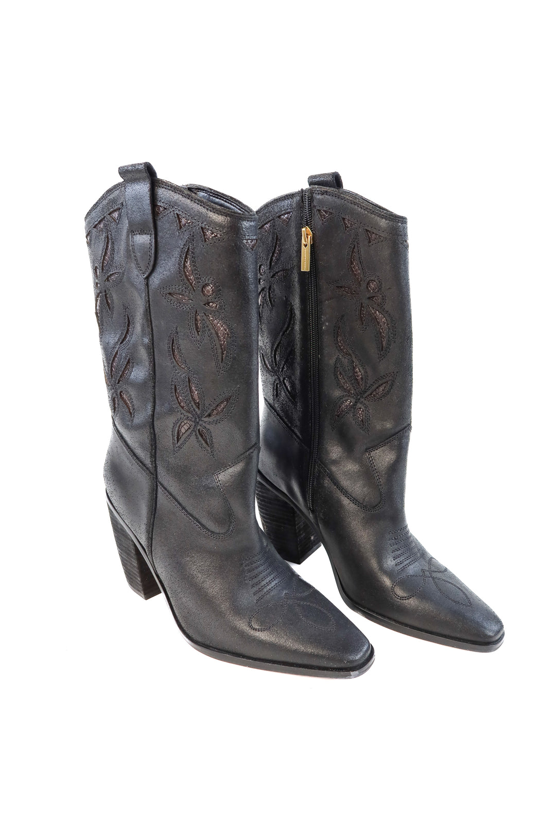 Vince Camuto black cowgirl bootie (8.5: retail $140)