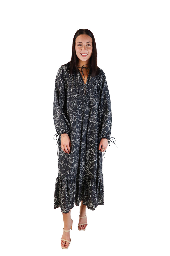 H&M black floral tiered dress (xs)