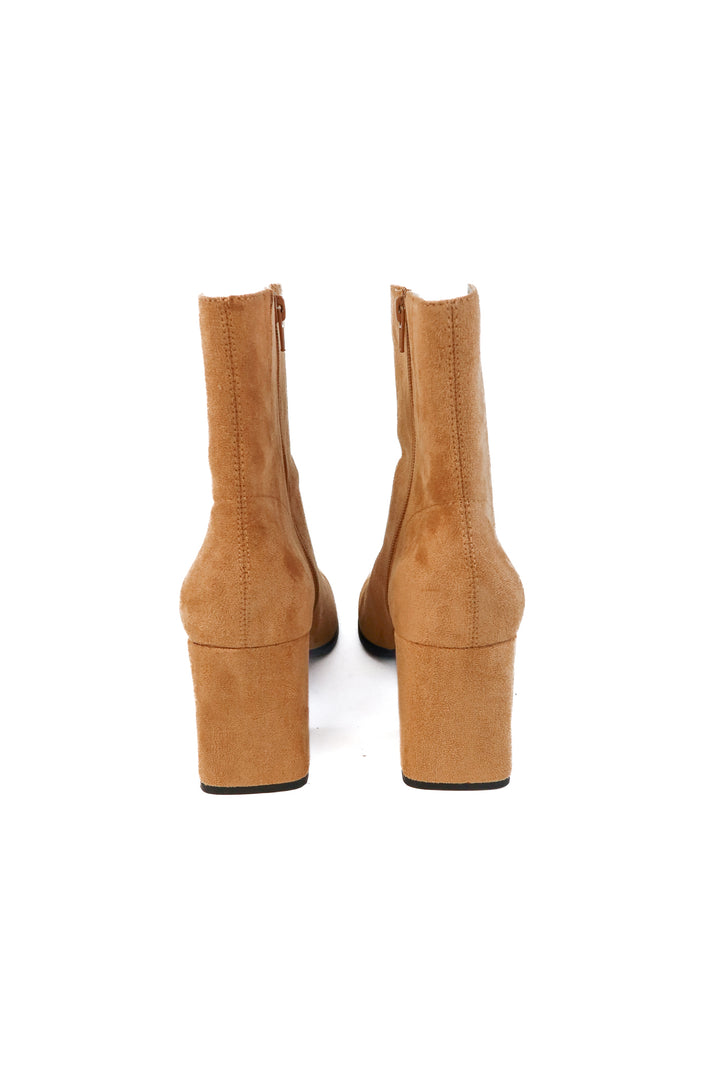 Oasis society tan suede booties NWOT (10; retails for $100)