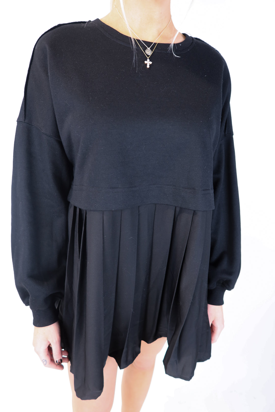 dokuritu black pleated dress NWT (xs)