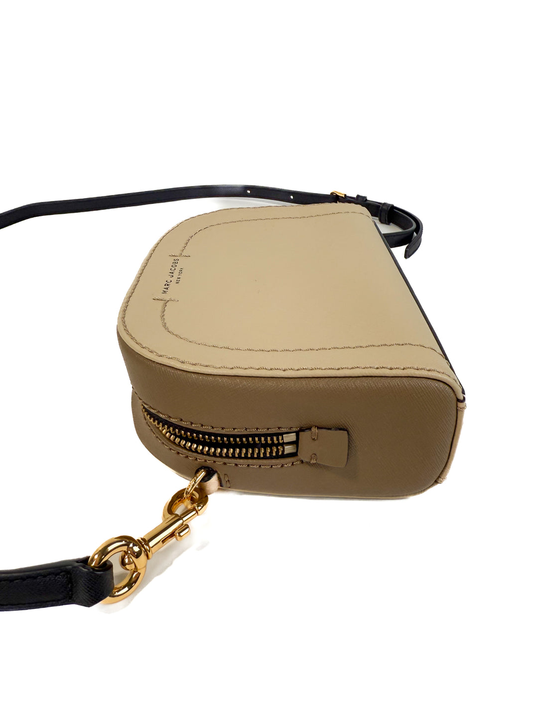 SOLD Marc Jacobs Playback Boxed Dome Crossbody in Taupe NWT (retail $275)