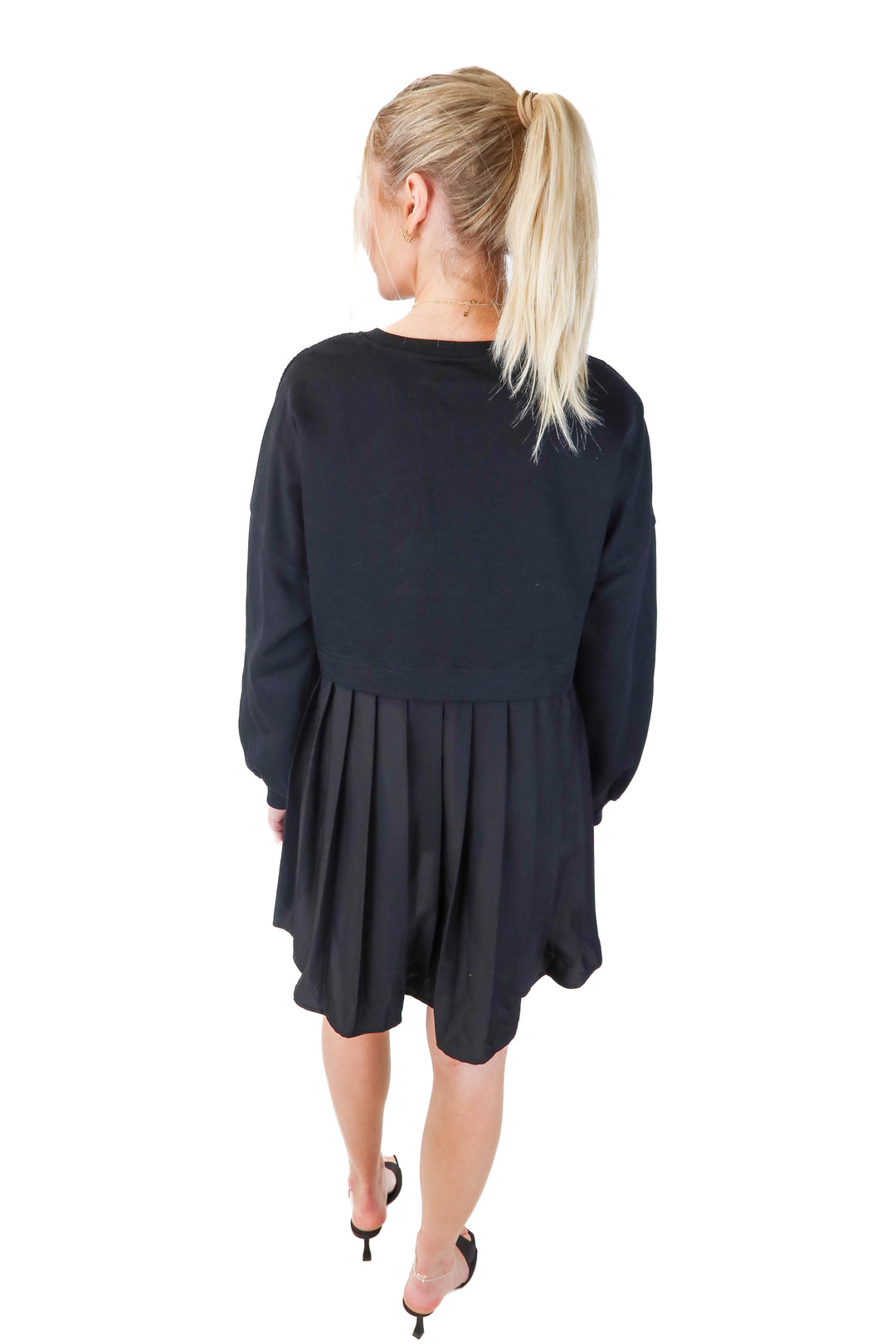 dokuritu black pleated dress NWT (xs)