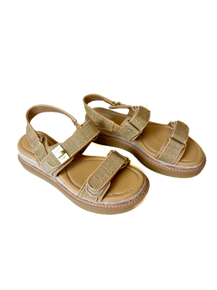 Crown Vintage Tan Sandals (7)