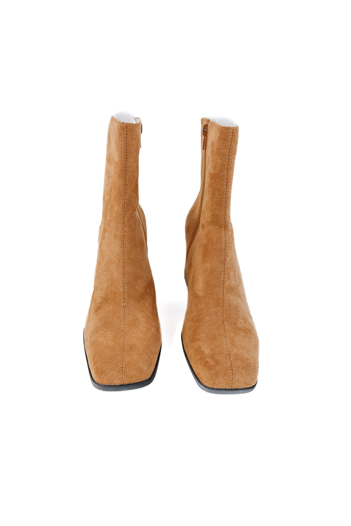Oasis society tan suede booties NWOT (10; retails for $100)