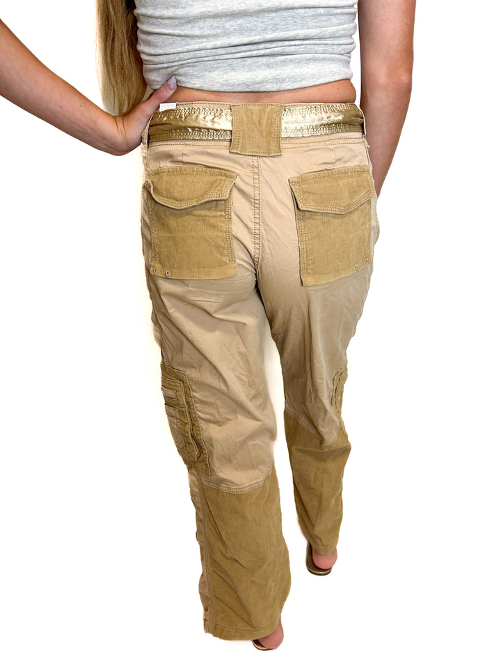 Abercrombie Tan Cargo Pants NWT (25)
