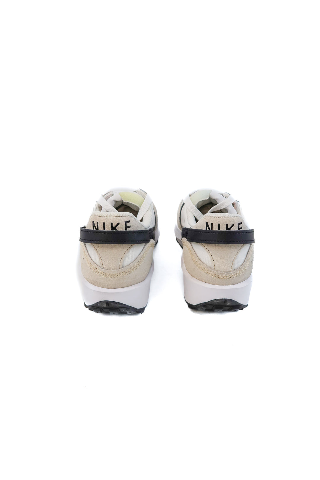 Nike waffle debut sneakers NWT (8.5)