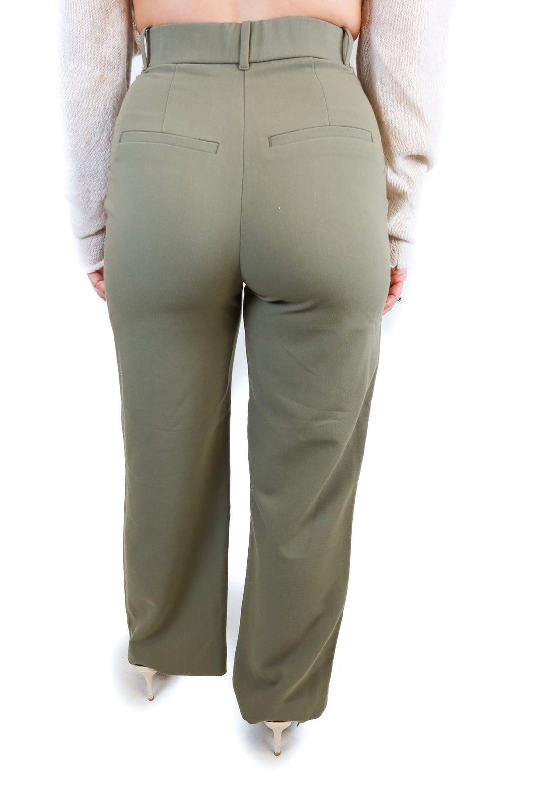 abercrombie olive green trousers (26/2; retail $90)