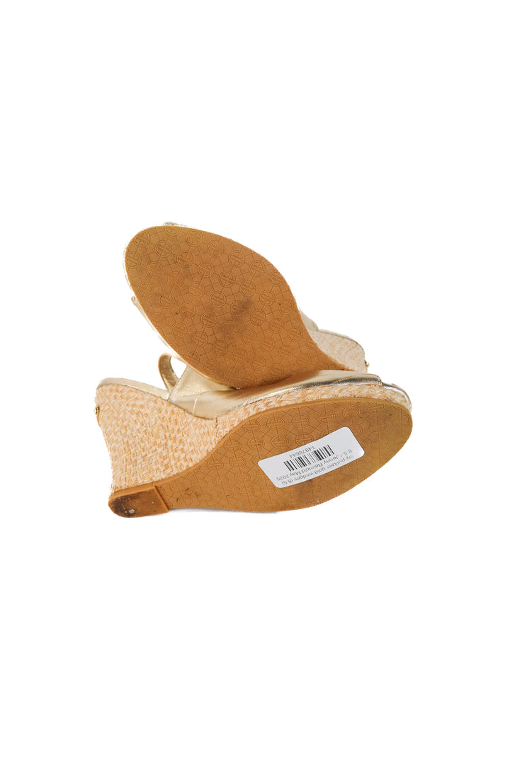 lilly pulitzer gold wedges (8.5)