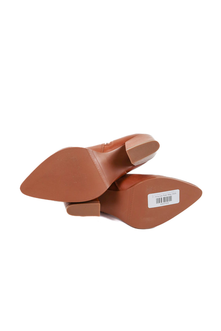 blondo waterproof chestnut booties NWOT (7; retail $220)