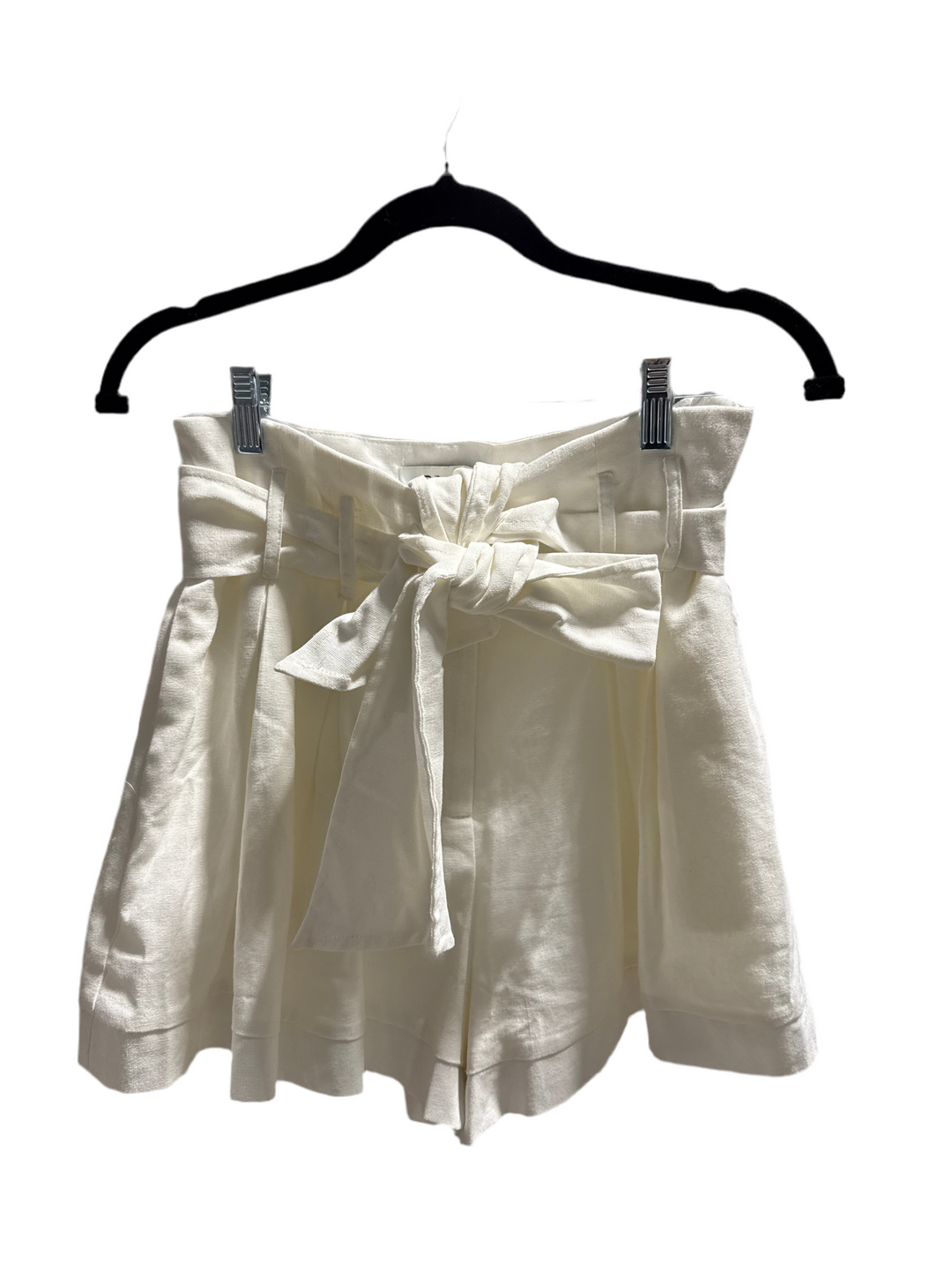 SOLD: Do+Be Cream Linen Shorts NWT (M; retail $48)