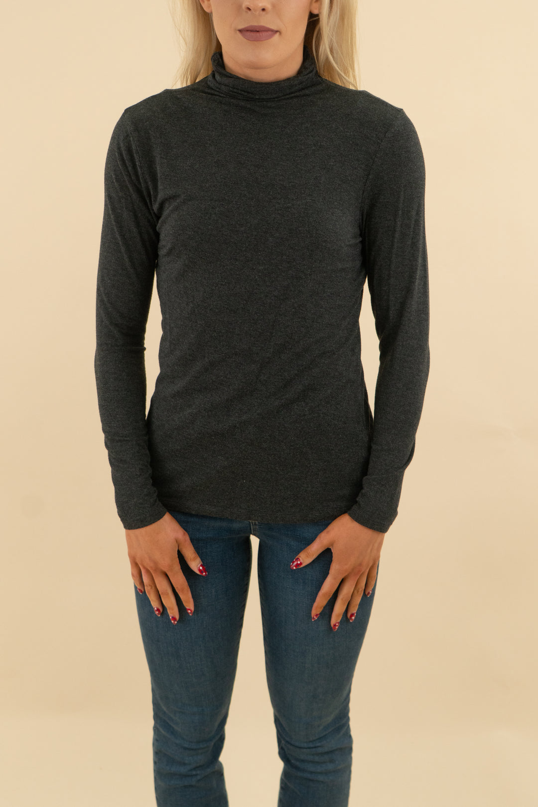 saks fifth avenue charcoal grey turtleneck sweater (s; retail $295)