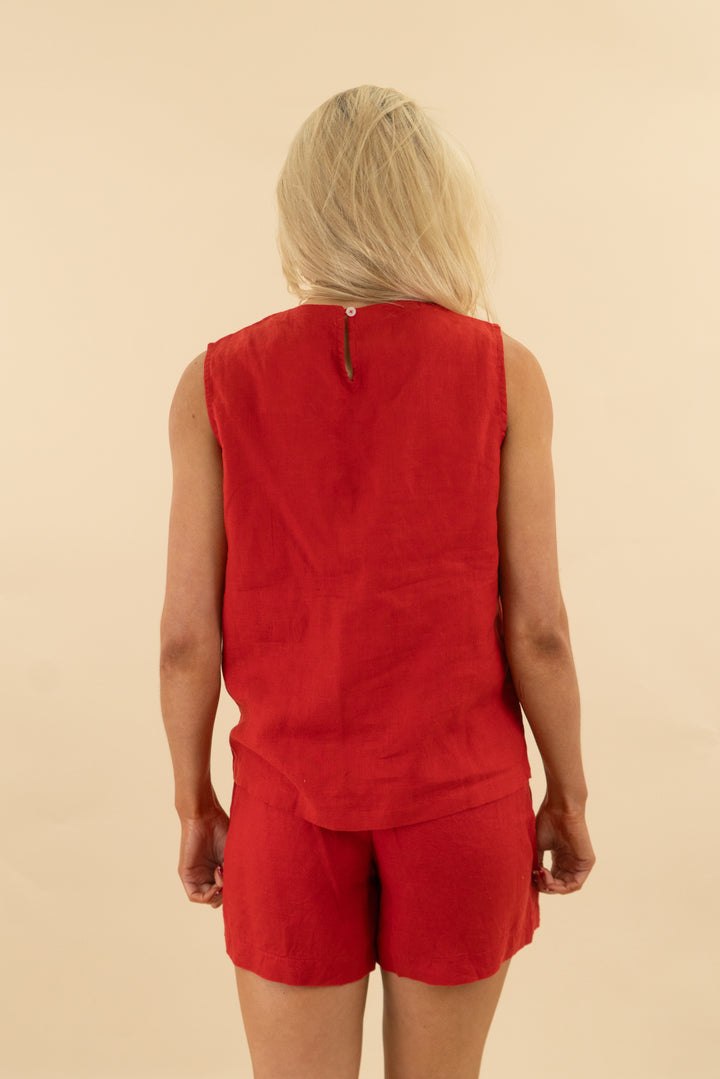 quince red linen shorts tank set (s; retail $110)