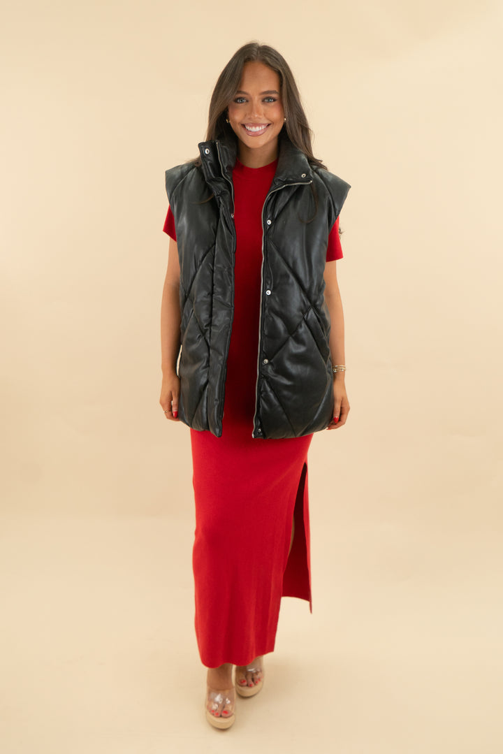 abercrombie and fitch black puffer vest (s; retail $120)