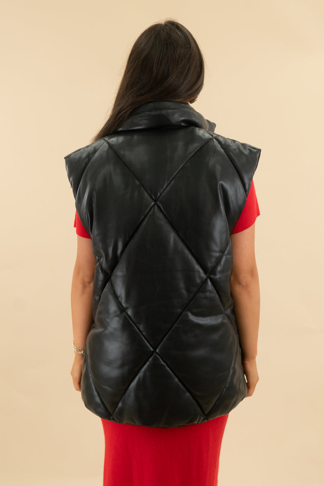 abercrombie and fitch black puffer vest (s; retail $120)