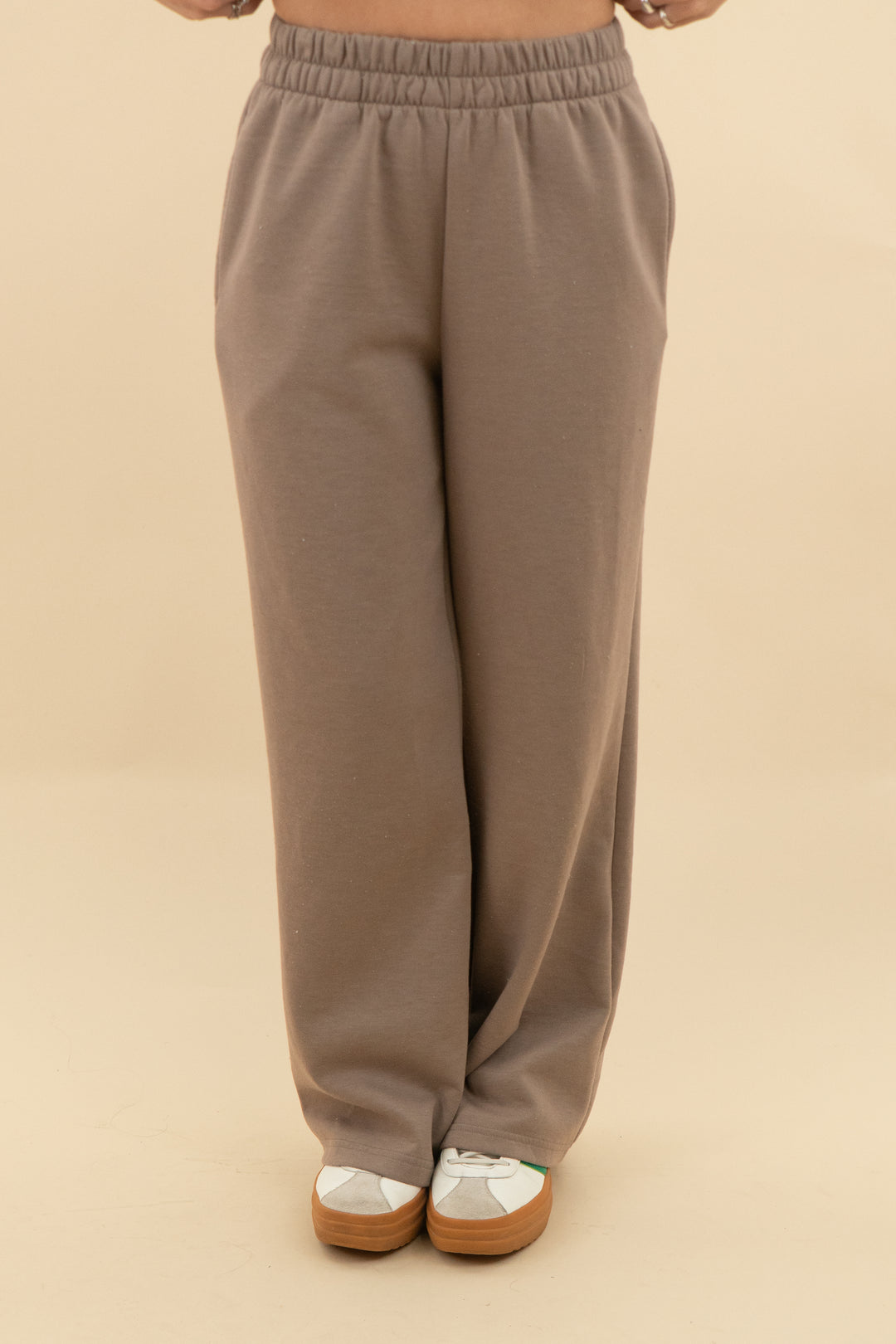 Zenana brown wide leg sweatpants (s; retail $36.80)