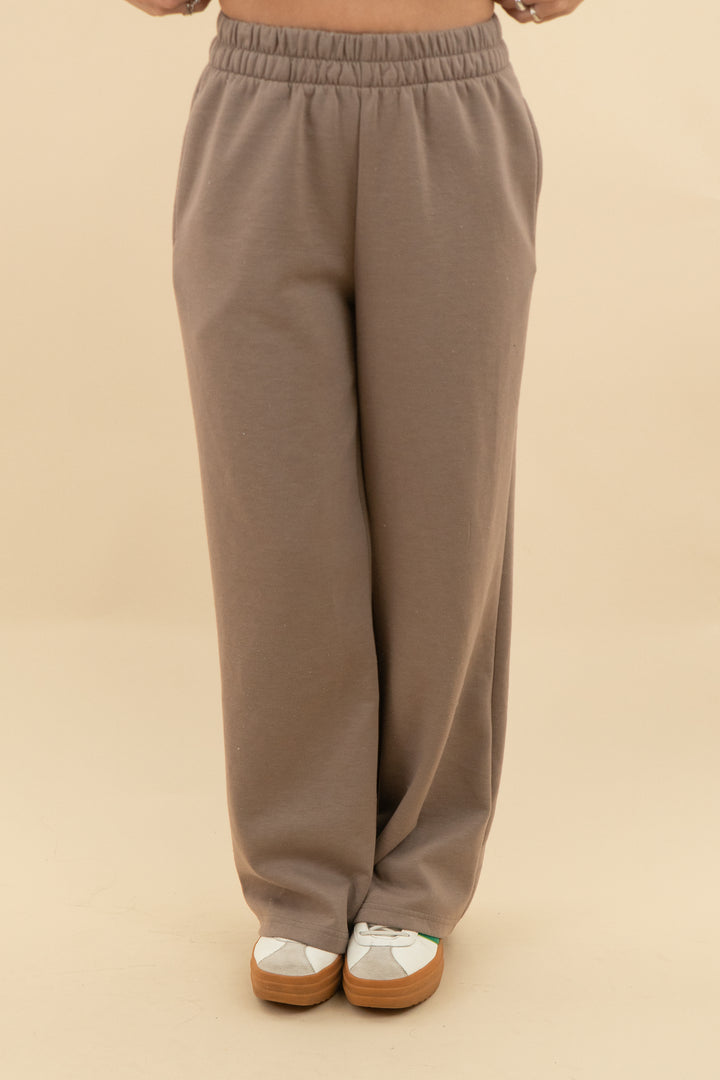 Zenana brown wide leg sweatpants (s; retail $36.80)