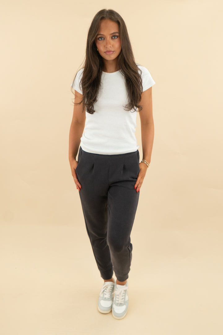 avia charcoal sweatpants (xs; retail $35)