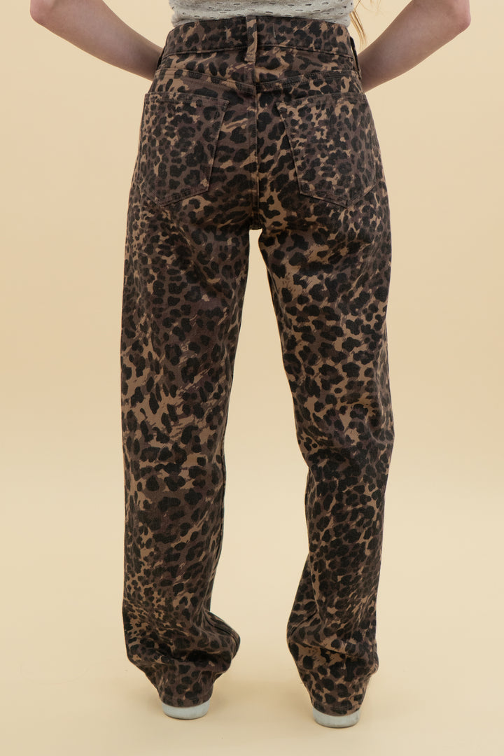 abercrombie & fitch the baggy low rise cheetah print jean nwt (25s)