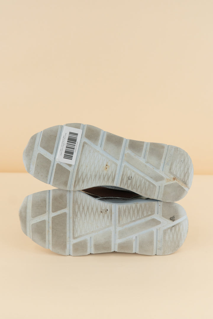 p448 tri-color sneaker (7.5; retail $250)