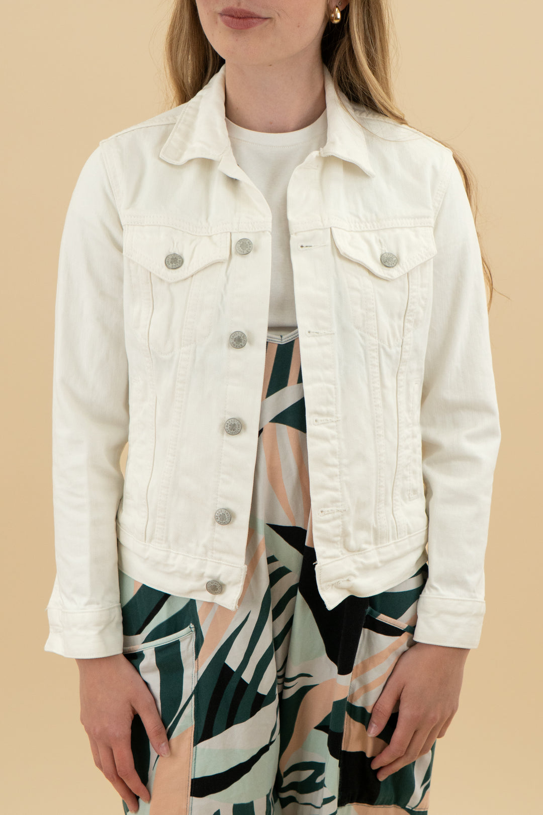 lucky brand white denim jacket (xs)
