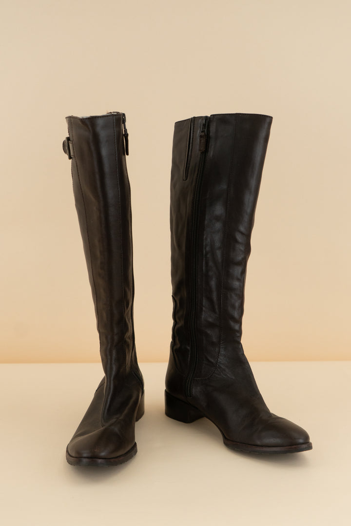 cole haan brown knee boot (7.5; retail $300)