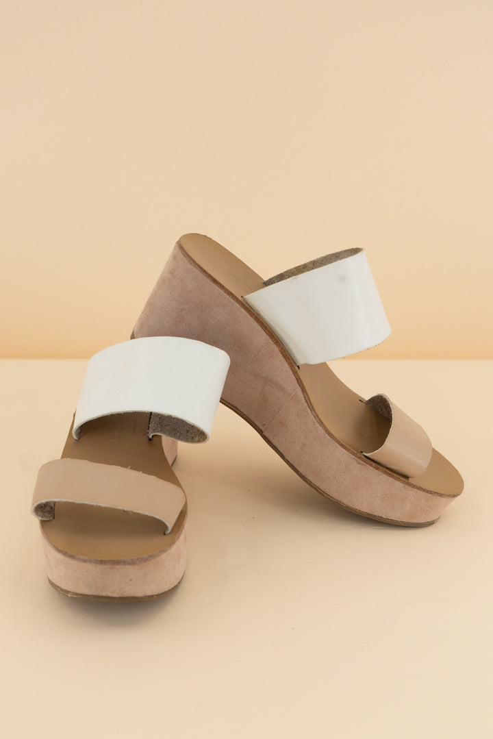 chinese laundry platform sandal (7, retail $70)