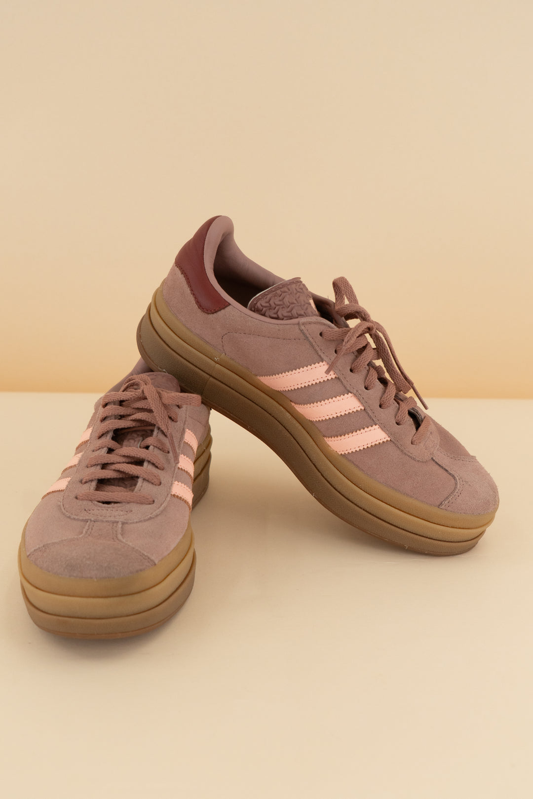 adidas pink gazelle bold shoes (8; retail $120)
