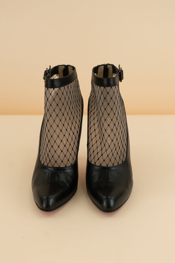 christian louboutin 100 kid resillisma anke boot (38; retail $1295)