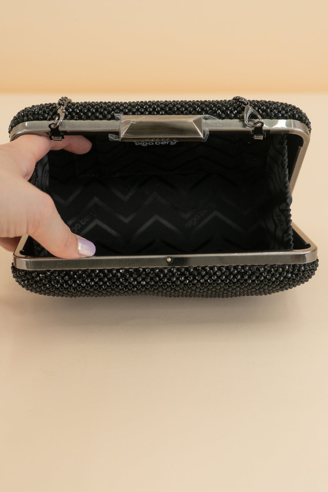 olga berg black Ronny Crystal Mesh Clutch (retail $125)
