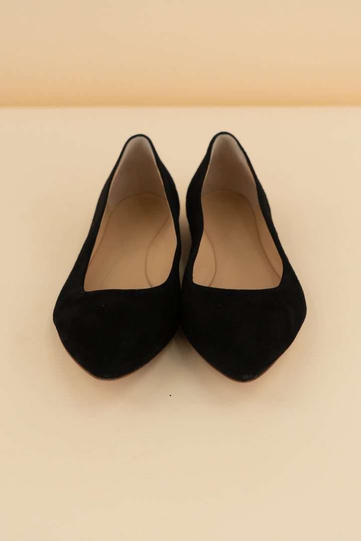 layda b black flat (6.5; retail $395)