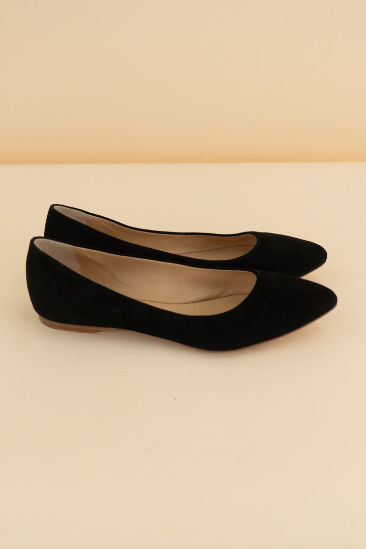 layda b black flat (6.5; retail $395)