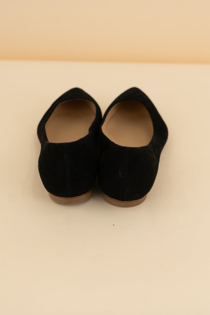layda b black flat (6.5; retail $395)