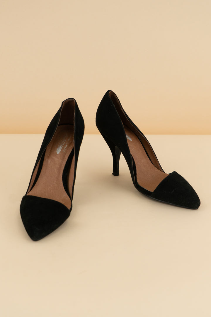 jeffrey campbell x free people black suede stiletto (6; retail $95)