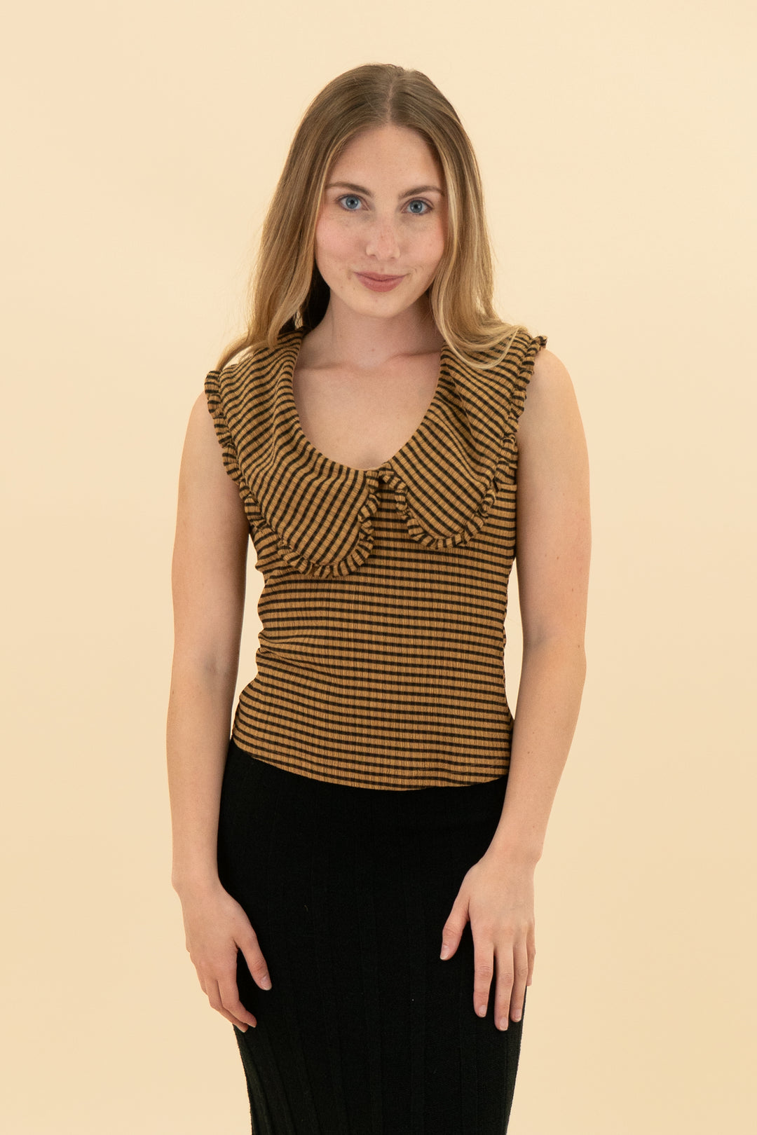 meve brown and black gingham collared top (xs)