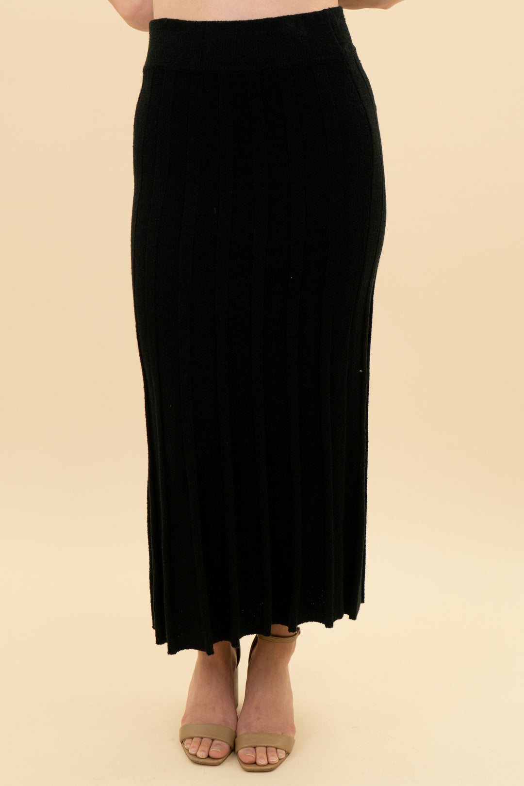 who what wear black textured knit maxi skirt (xs)