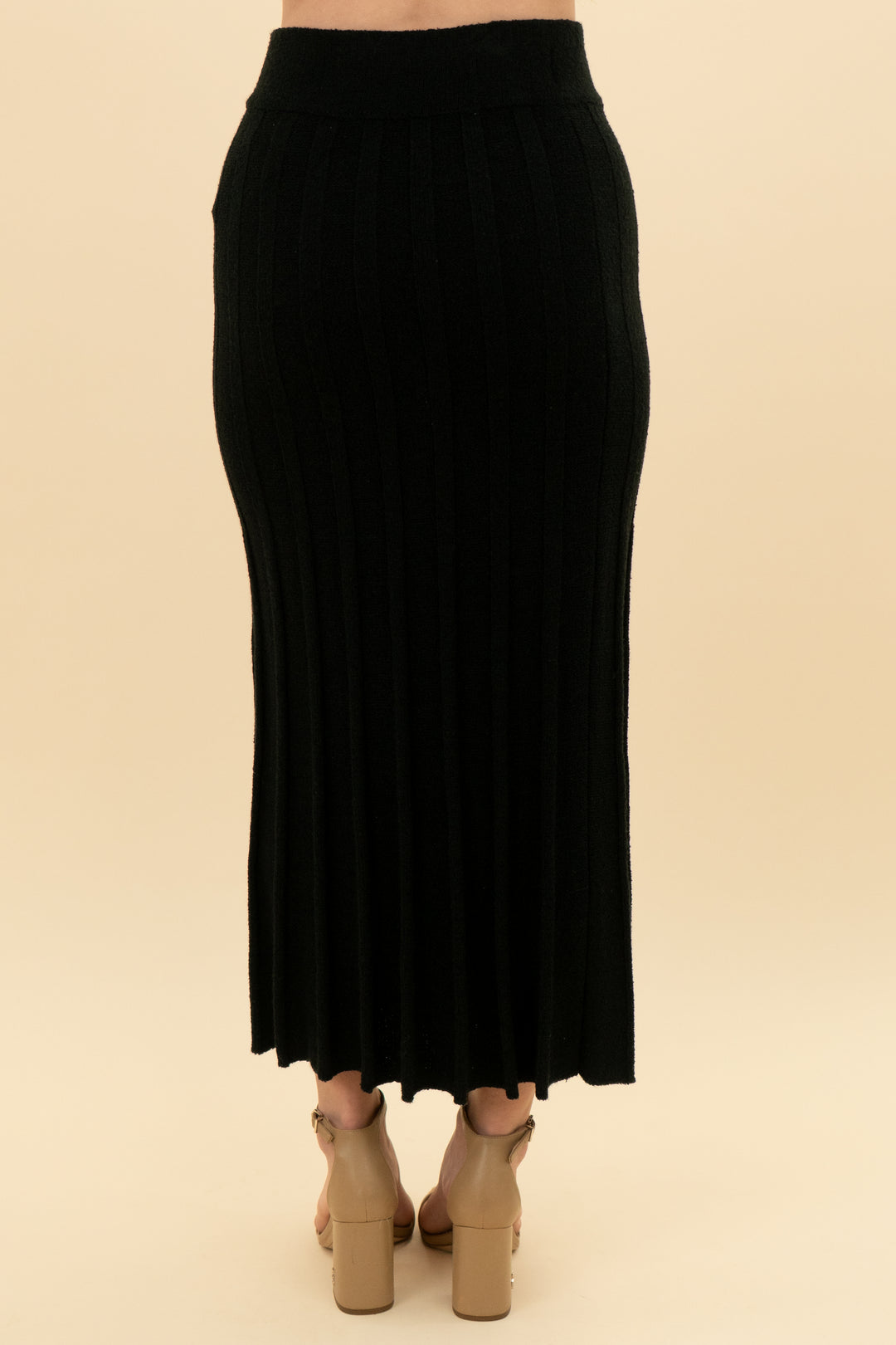 who what wear black textured knit maxi skirt (xs)